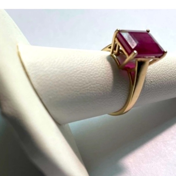 Ruby Solitaire 10k Yellow Gold 8 - Picture 3 of 8